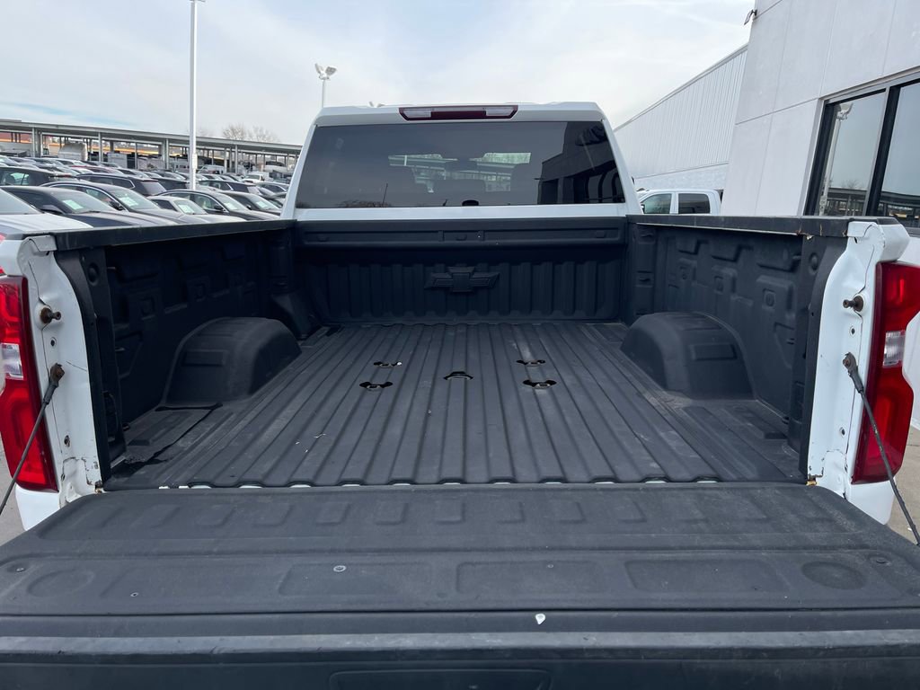 Used 2021 Chevrolet Silverado 2500 Custom w/ Custom Value Package image 22