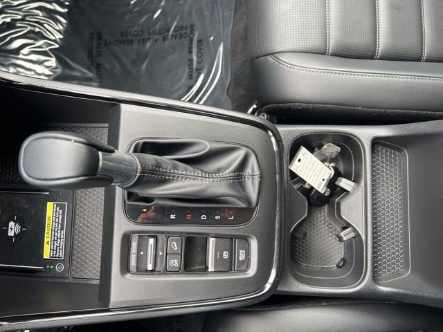 Used 2025 Honda CR-V EX-L image 12