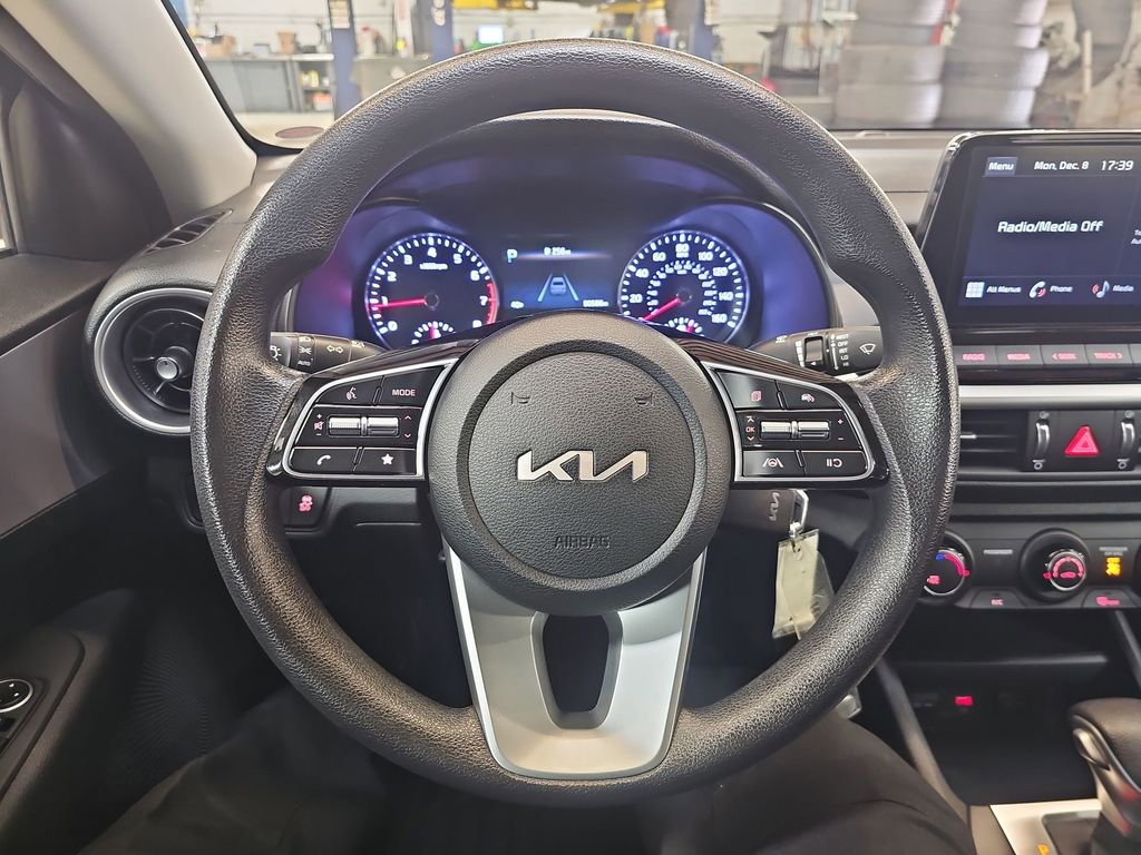 Used 2023 Kia Forte LXS image 14
