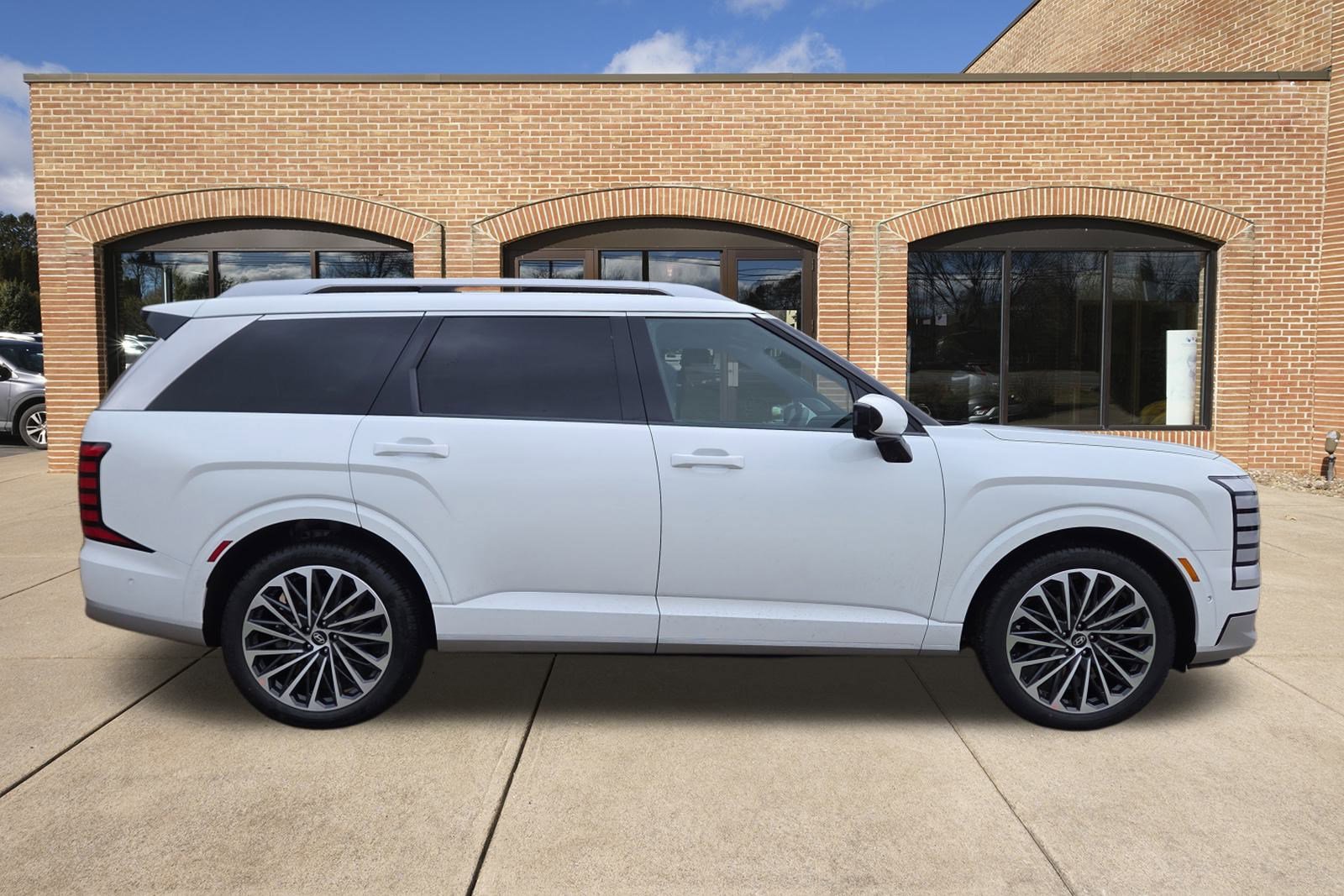 New 2026 Hyundai Palisade Calligraphy image 2