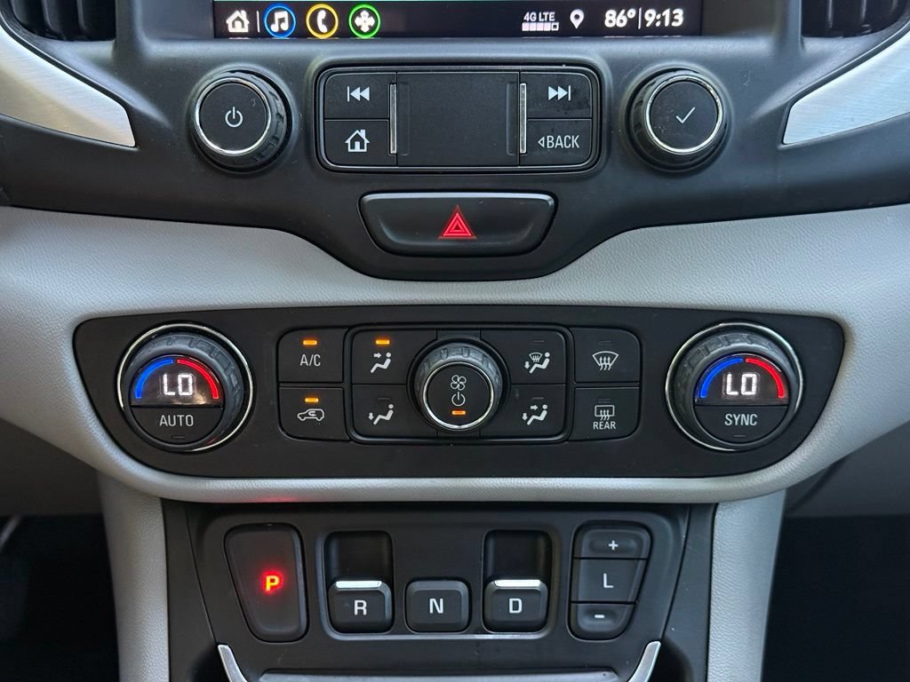 Used 2020 GMC Terrain SLT w/ Preferred Package AWD/4WD image 16