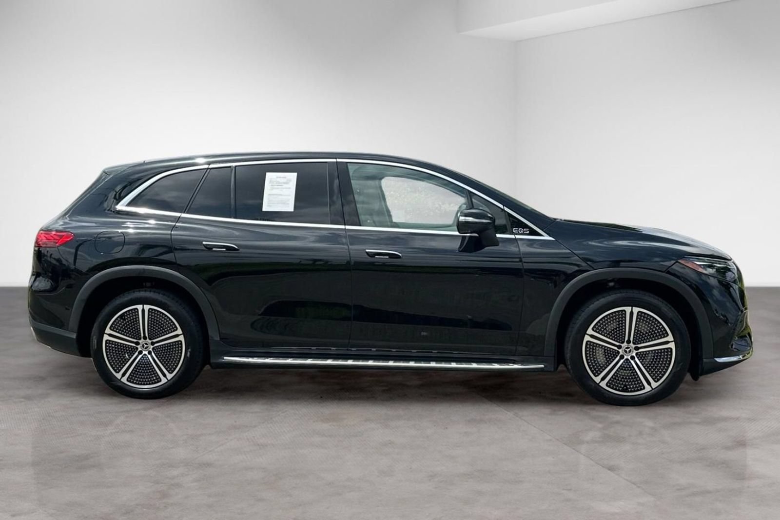 Used 2023 Mercedes-Benz EQS 450+ 4MATIC SUV image 7