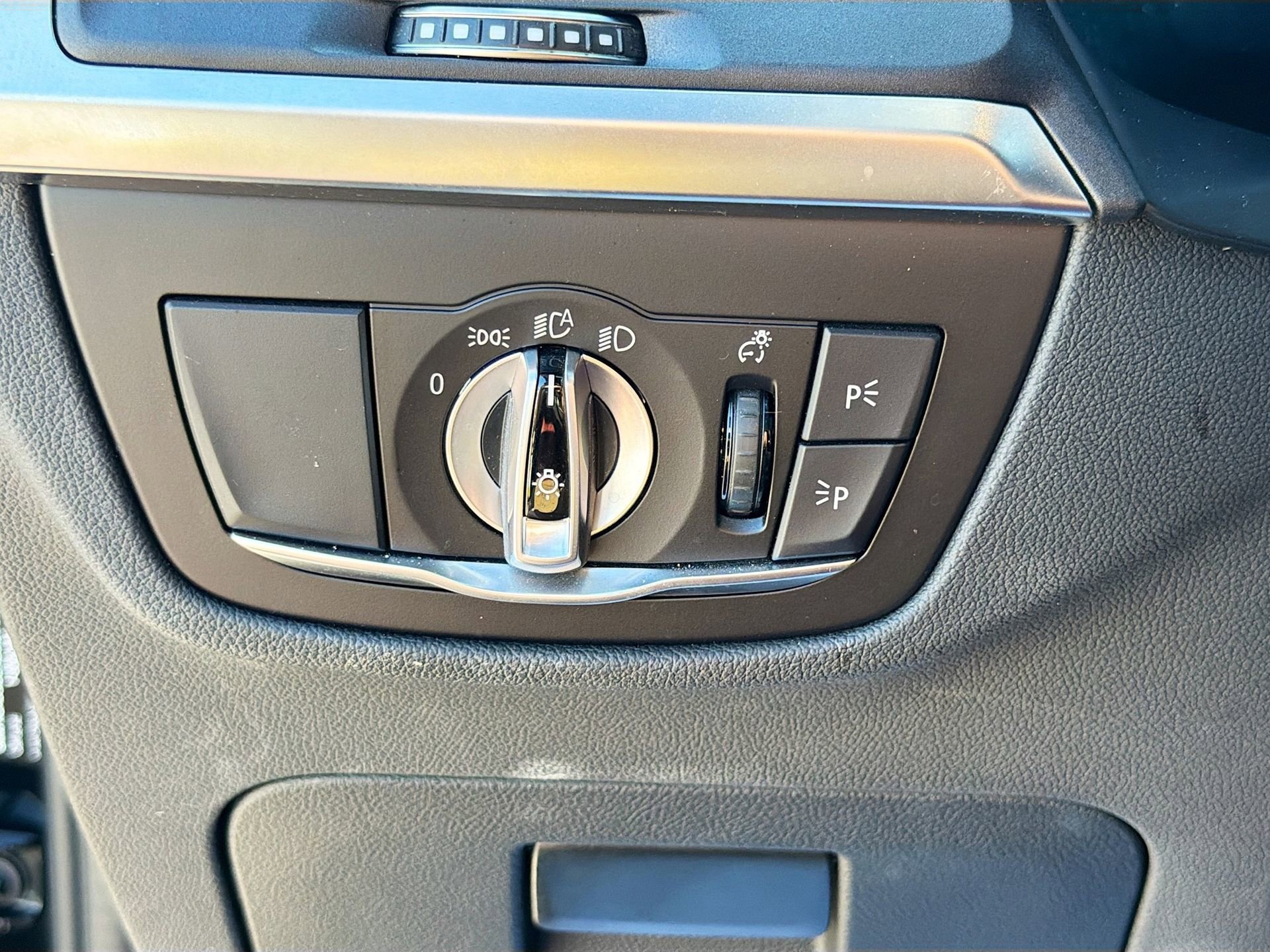 Used 2023 BMW X3 sDrive30i w/ Convenience Package image 35