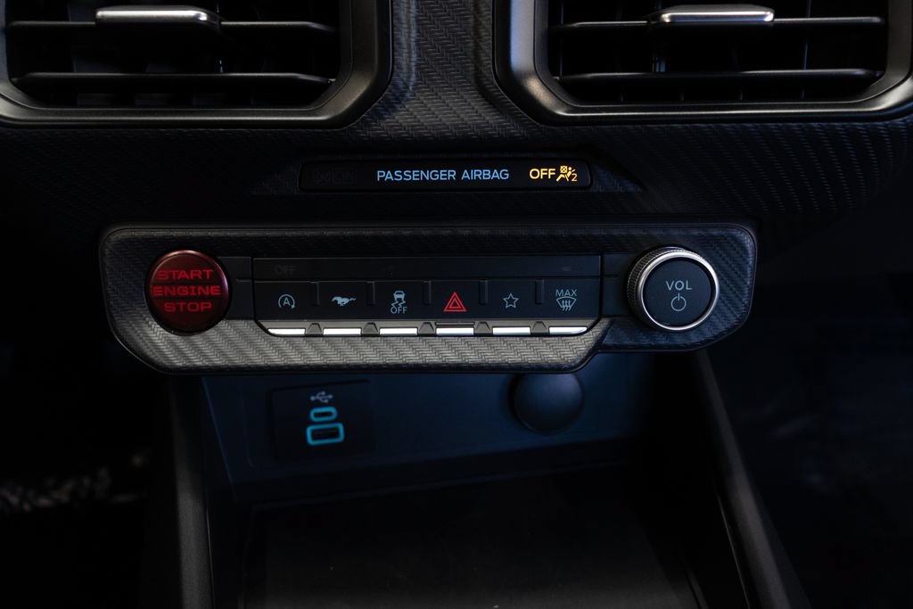 Used 2025 Ford Mustang GT RWD image 28