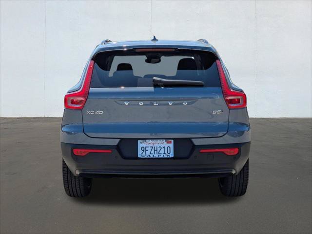 New 2026 Volvo XC90 T8 Plus w/ Protection Package Premier AWD/4WD image 4