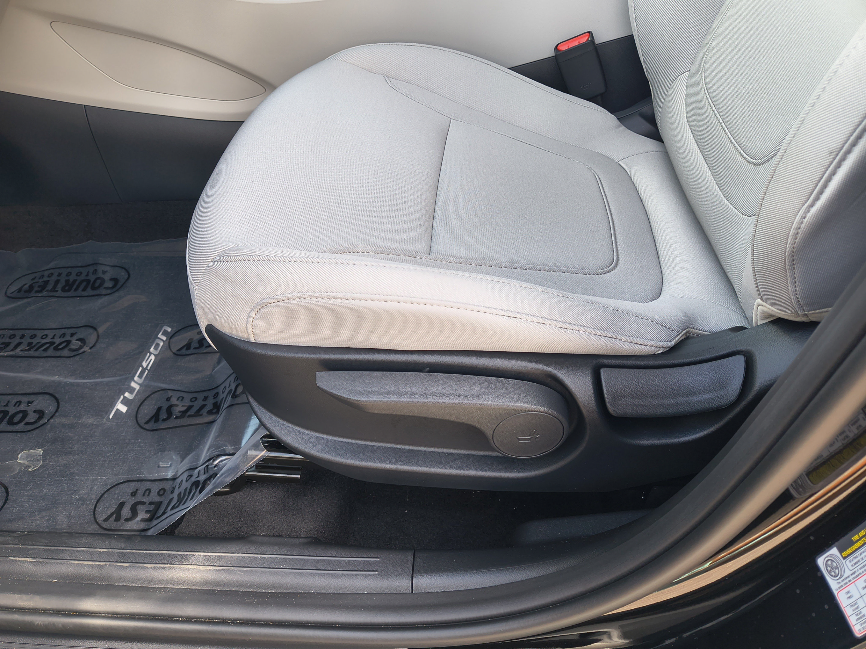 New 2026 Hyundai Tucson SE FWD image 19