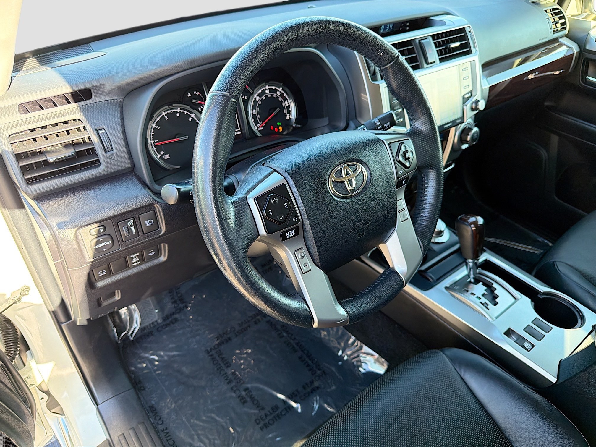 Used 2023 Toyota 4Runner Limited AWD/4WD image 24