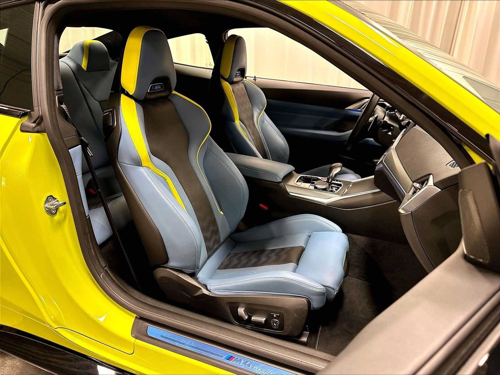 Used 2022 BMW M4 Competition w/ Executive Package RWD image 29