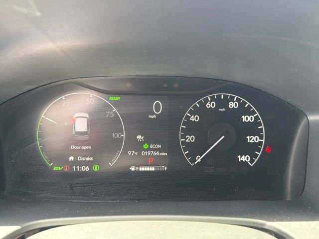Used 2024 Honda CR-V Sport Touring image 16