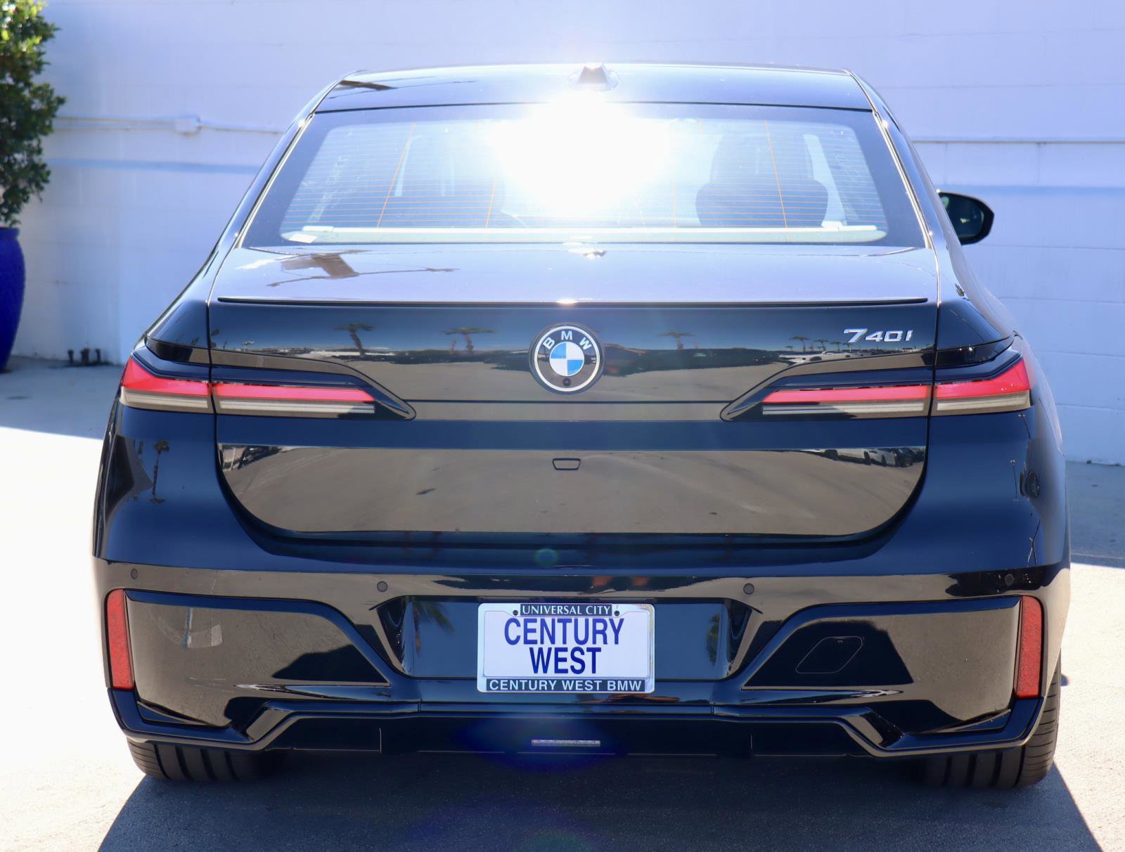 New 2026 BMW 740i w/ Premium Package image 4
