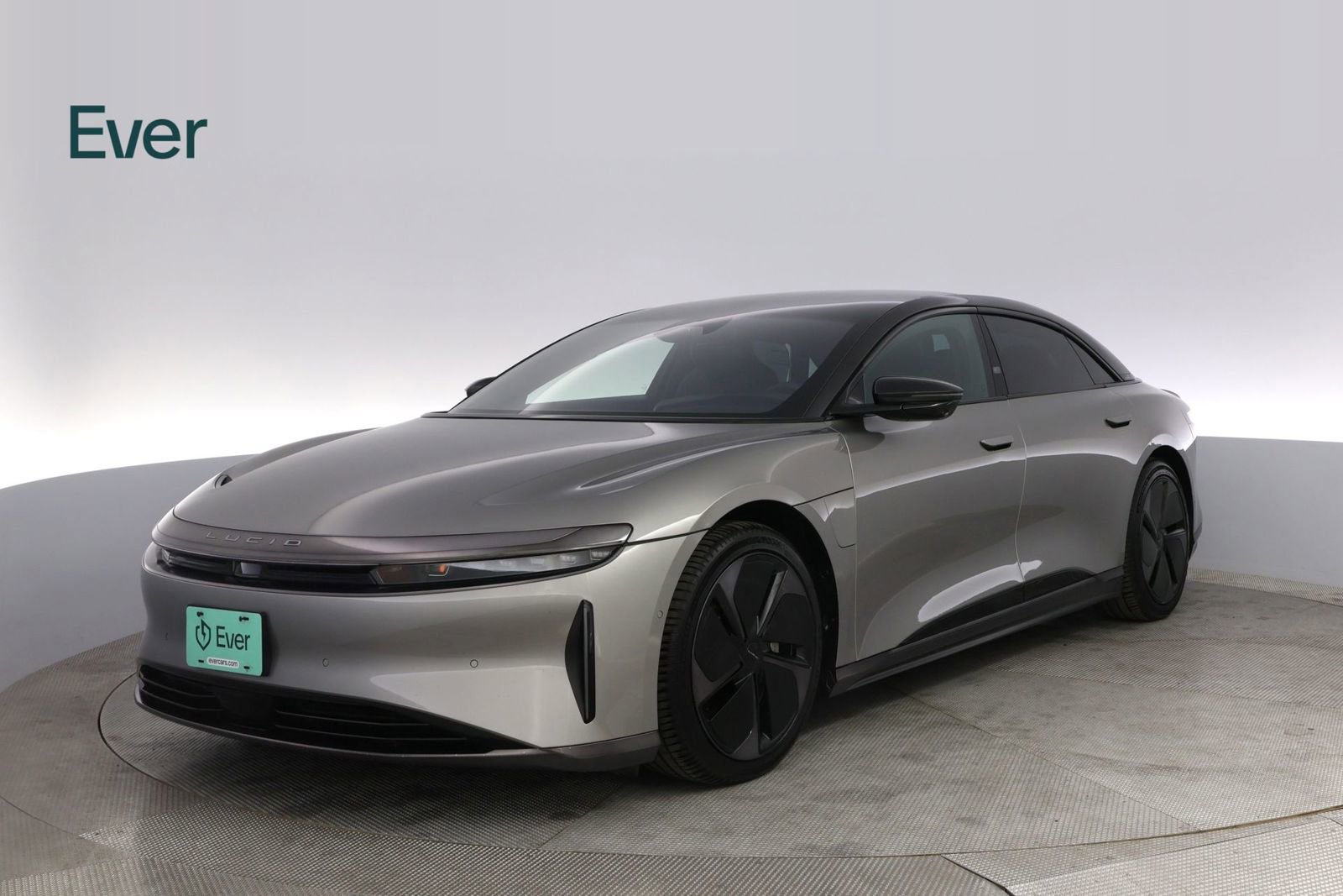Used 2023 Lucid Air Touring image 2