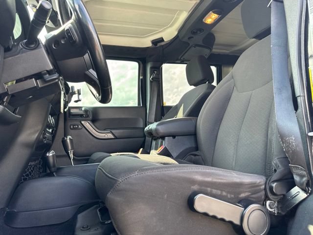 Used 2015 Jeep Wrangler Unlimited Sport w/ Quick Order Package 24S AWD/4WD image 29