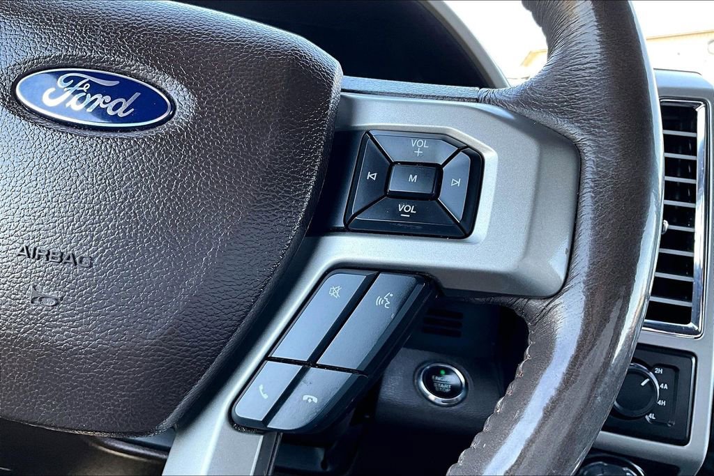 Used 2016 Ford F150 King Ranch w/ Equipment Group 601A Luxury AWD/4WD image 17