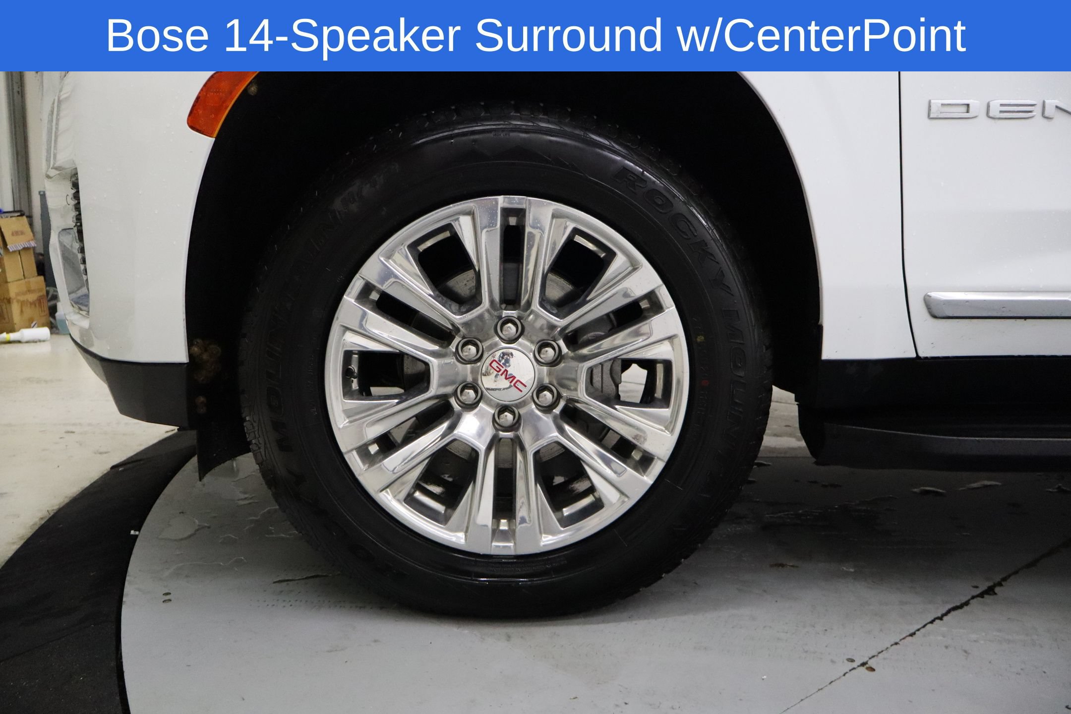 Used 2024 GMC Yukon XL Denali AWD/4WD image 8