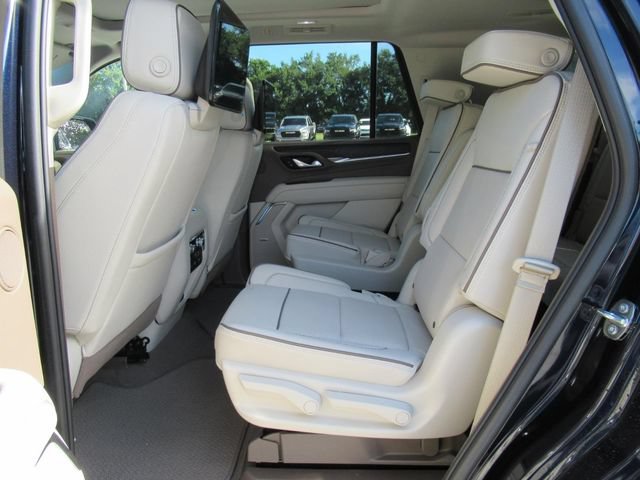 Used 2024 GMC Yukon Denali w/ Denali Reserve Package AWD/4WD image 39
