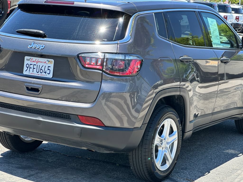 Used 2023 Jeep Compass Sport AWD/4WD image 7