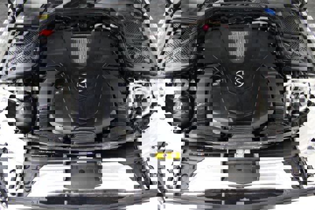 Used 2015 Mercedes-Benz C 400 4MATIC image 34