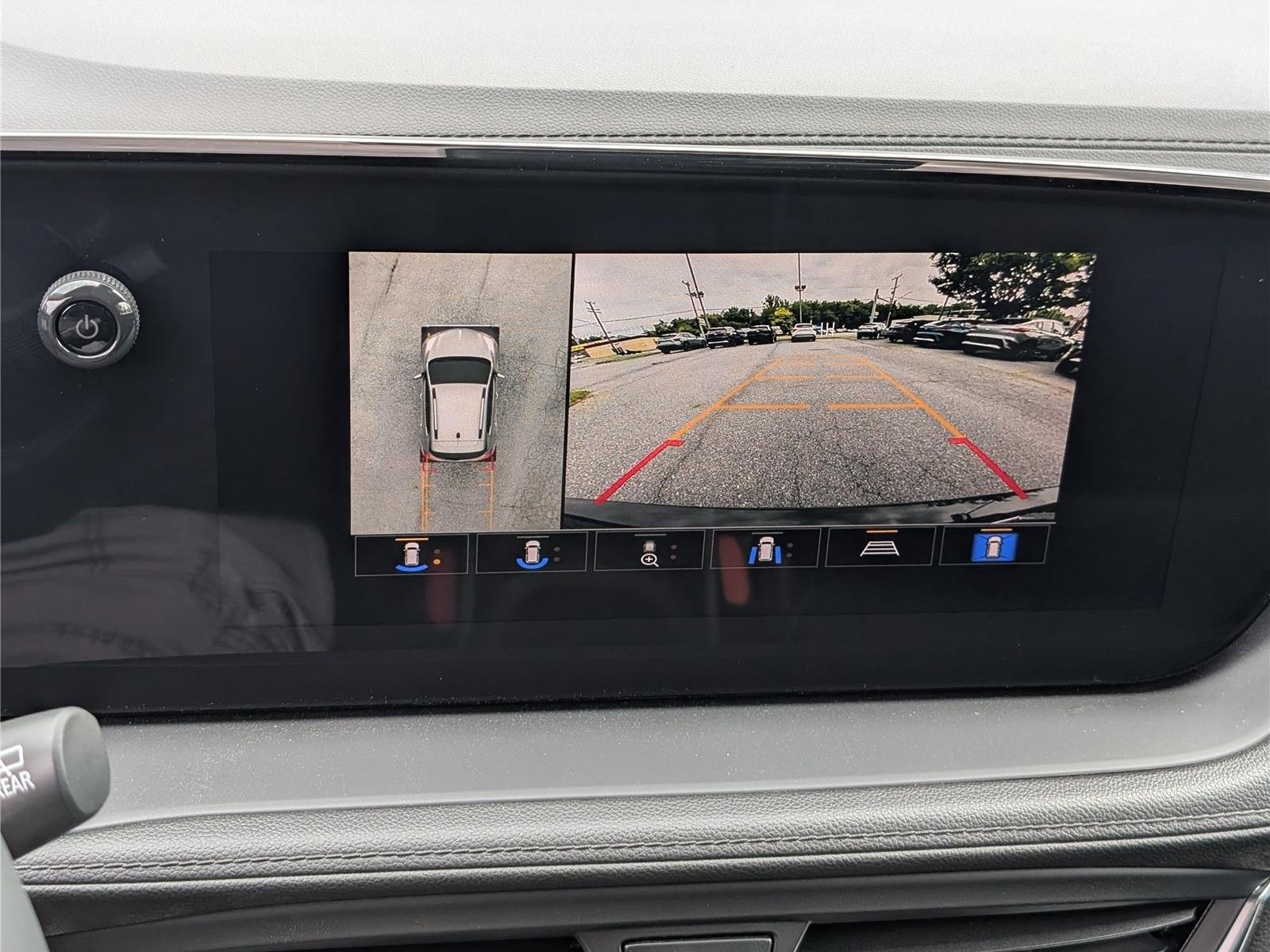 New 2026 Buick Encore GX Sport Touring w/ Advanced Technology Package AWD/4WD image 25