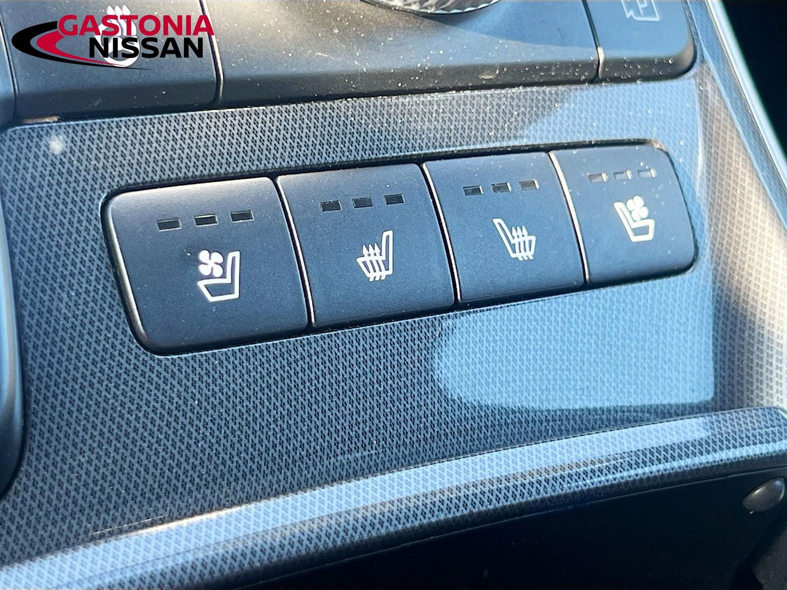 Used 2023 Hyundai Santa Fe Calligraphy image 27