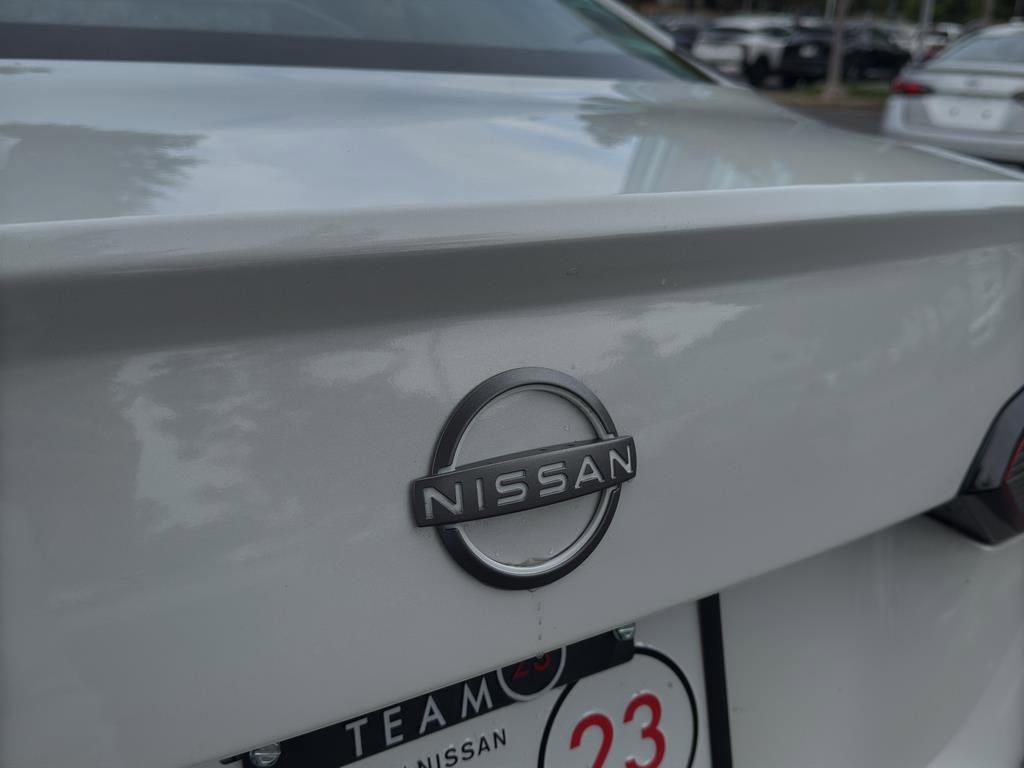 New 2025 Nissan Versa SV image 13