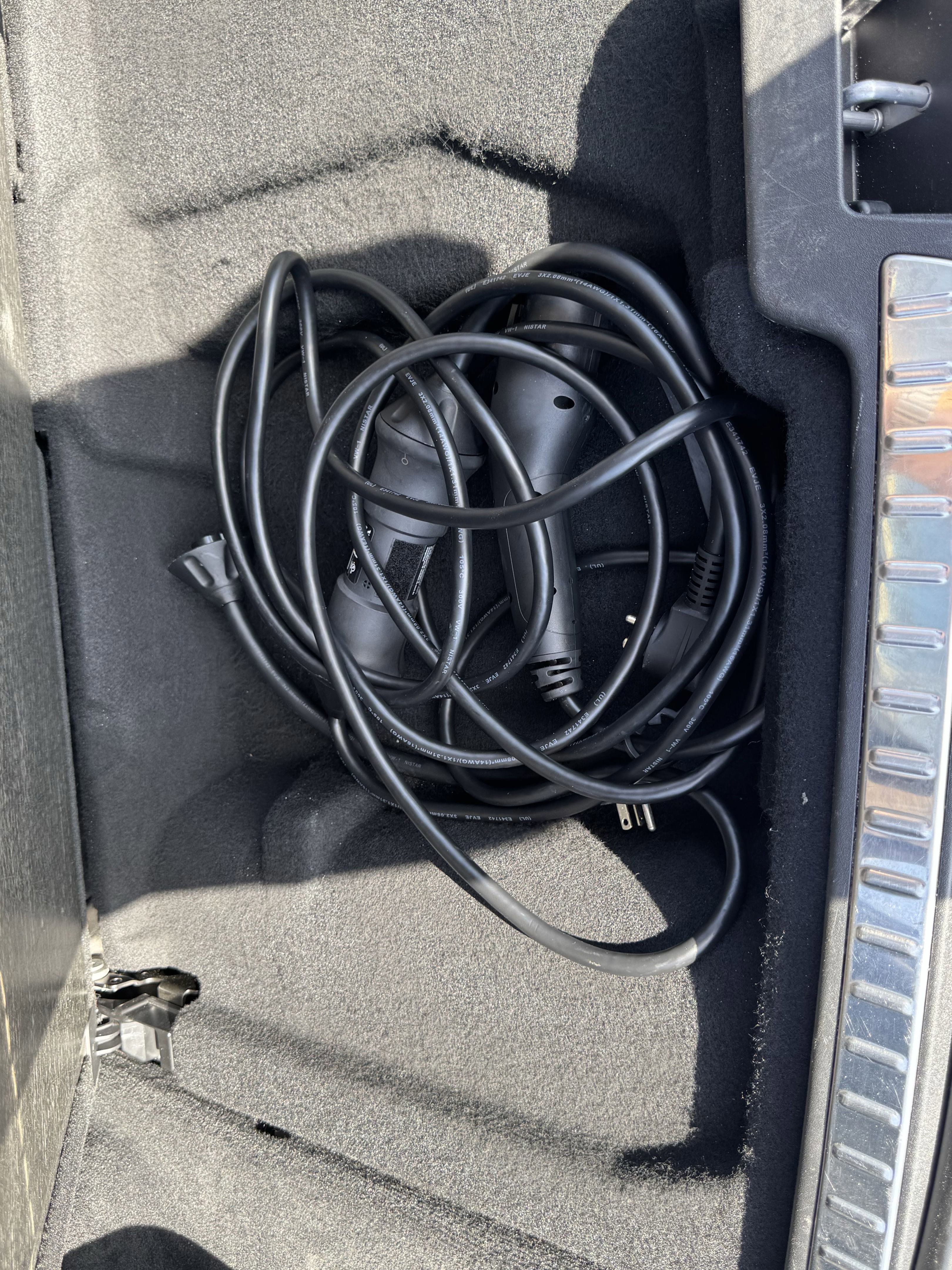 Used 2024 Volvo XC90 T8 Ultimate w/ Lounge Package image 49