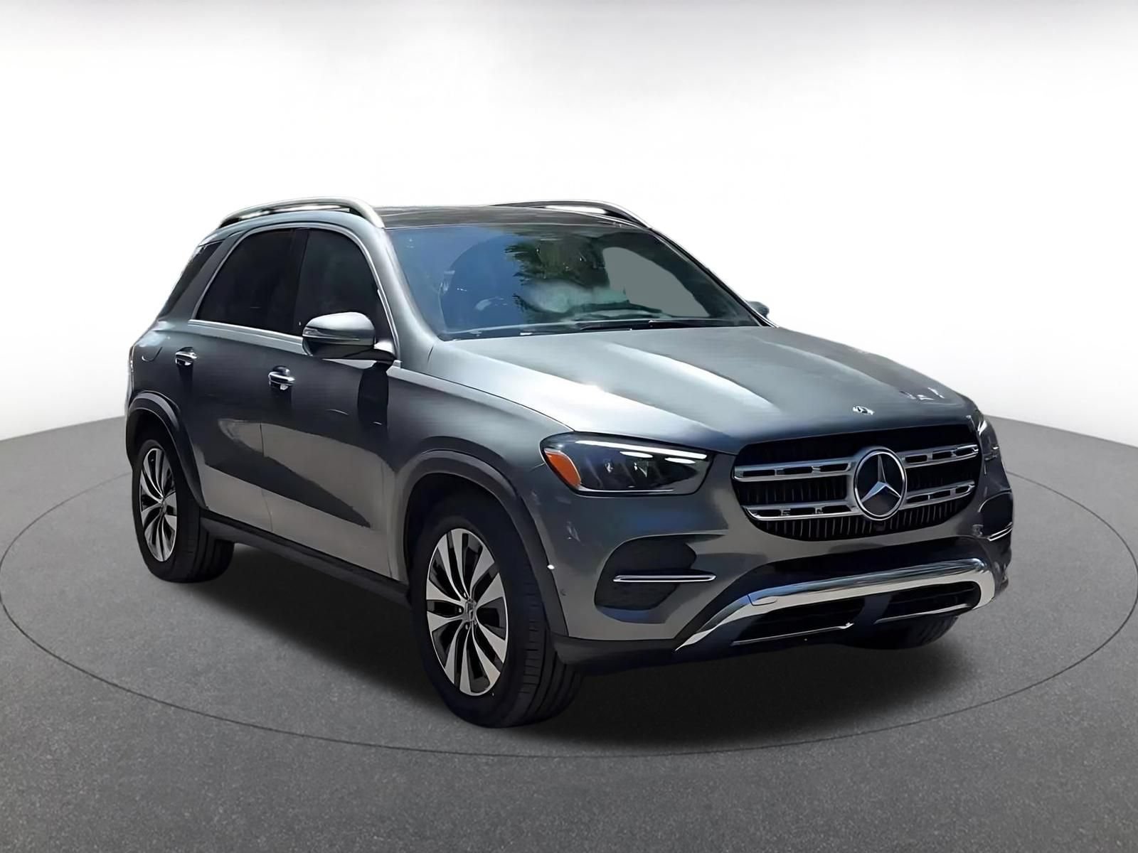 Used 2026 Mercedes-Benz GLE 350 4MATIC image 3