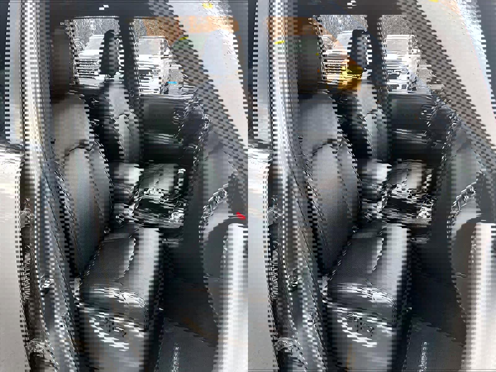 Used 2022 Nissan Armada SL w/ Midnight Edition Package image 11