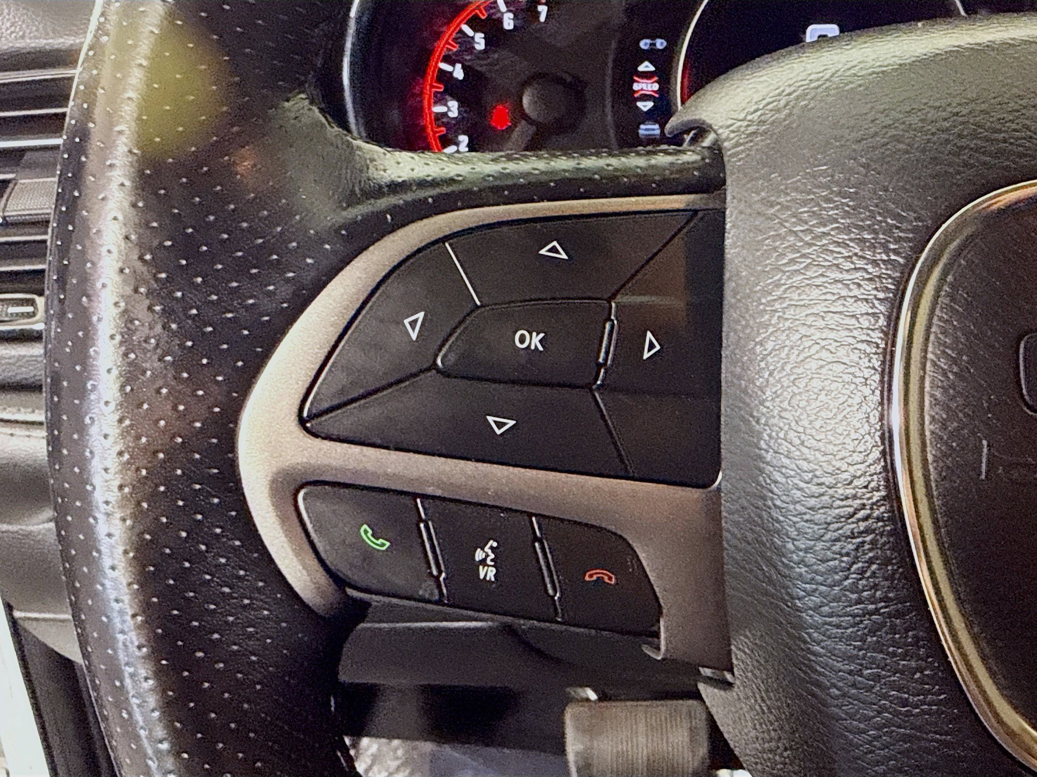 Used 2021 Dodge Durango SXT image 14