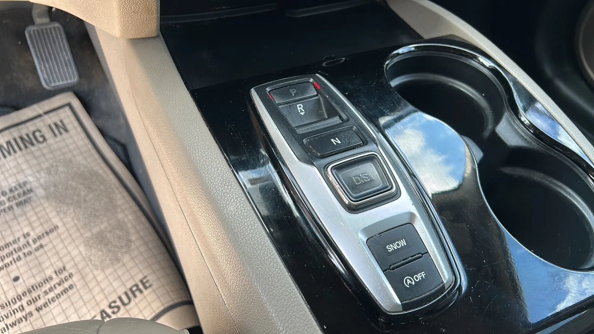 Used 2018 Honda Pilot Touring image 19