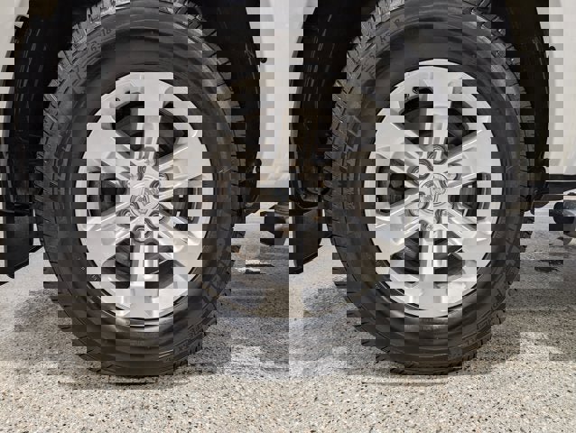 Used 2022 RAM 1500 Laramie AWD/4WD image 14