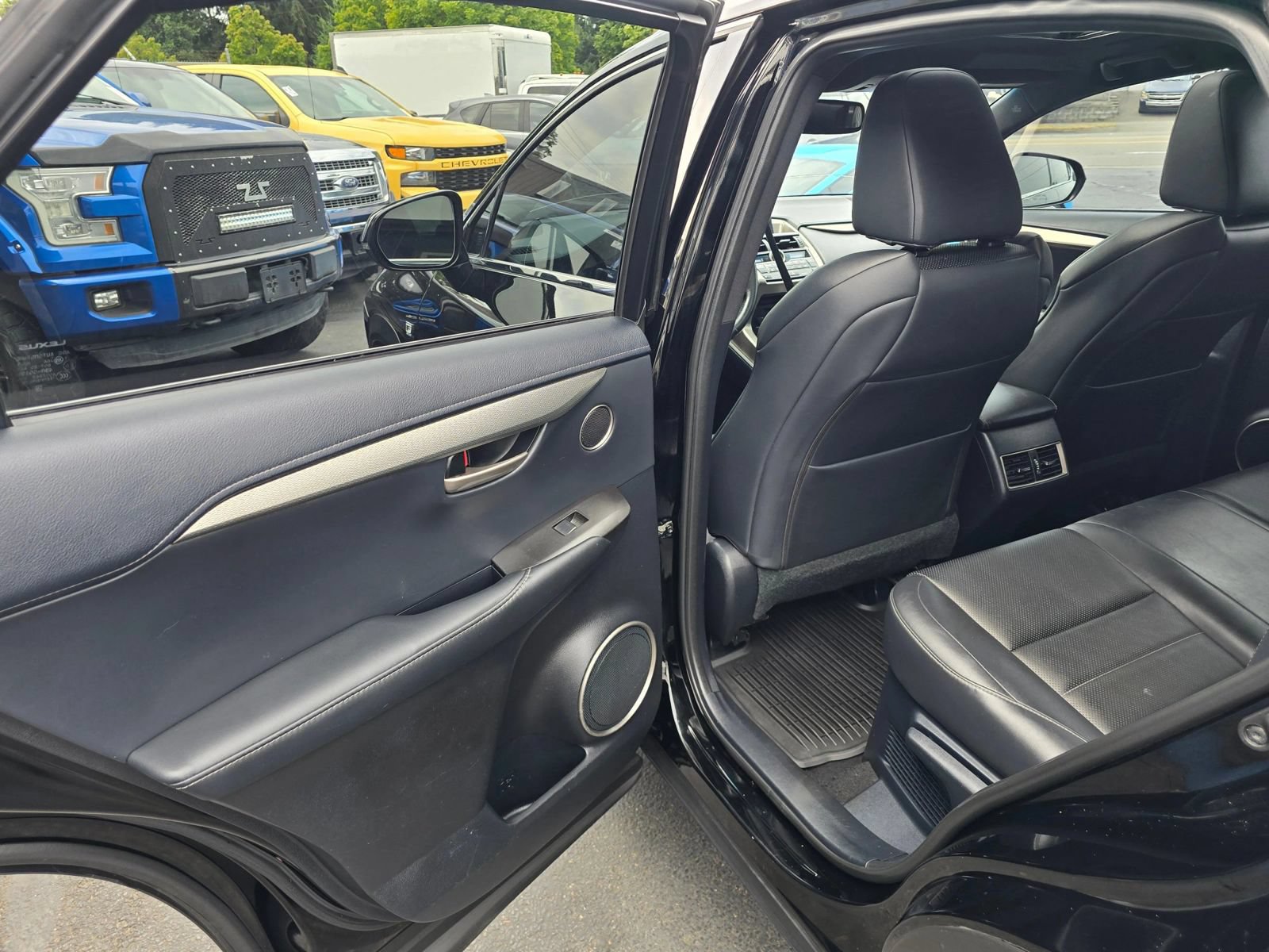 Used 2015 Lexus NX 200t F Sport w/ Navigation System Package AWD/4WD image 16