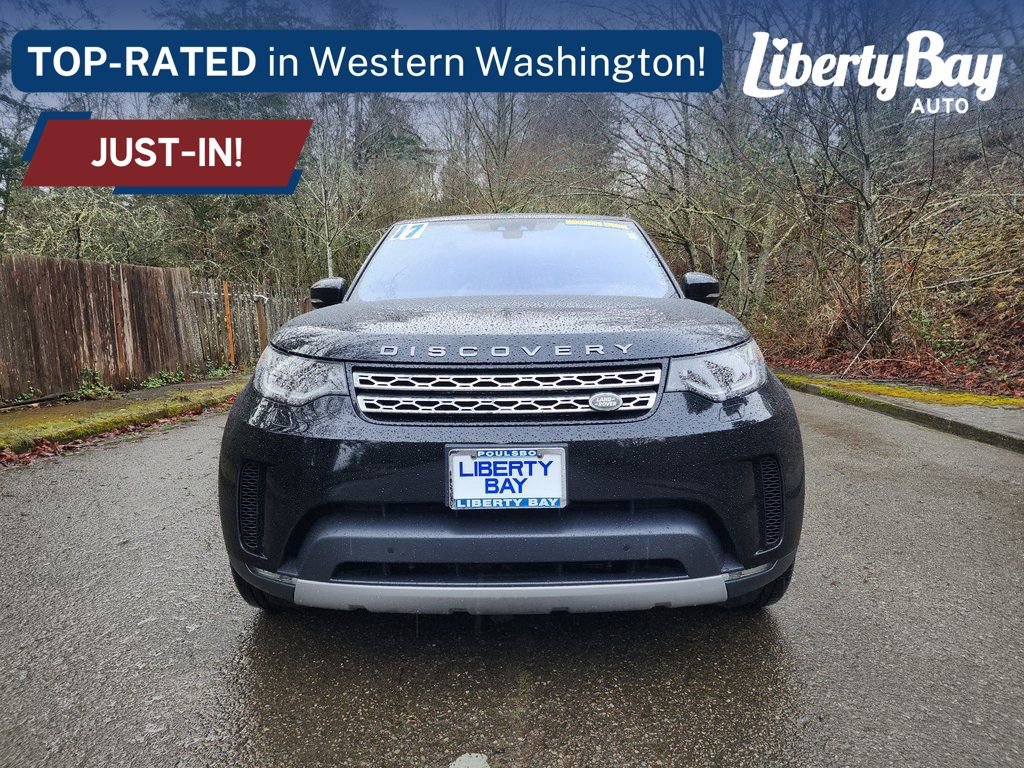 Used 2017 Land Rover Discovery HSE image 2
