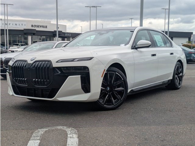 Used 2025 BMW i7 eDrive50 w/ M Sport Package