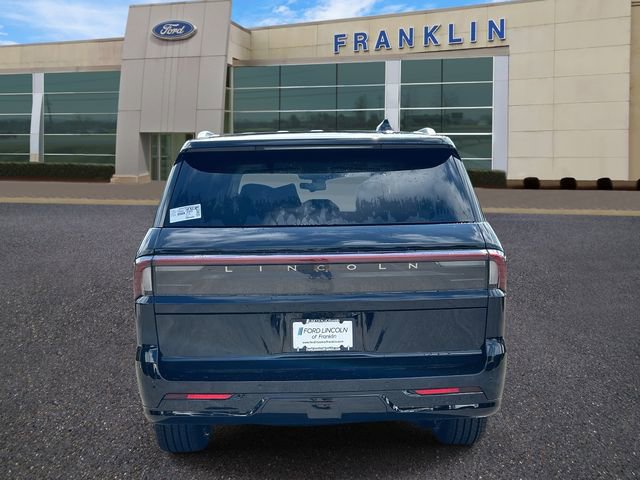 New 2025 Lincoln Navigator Reserve image 6