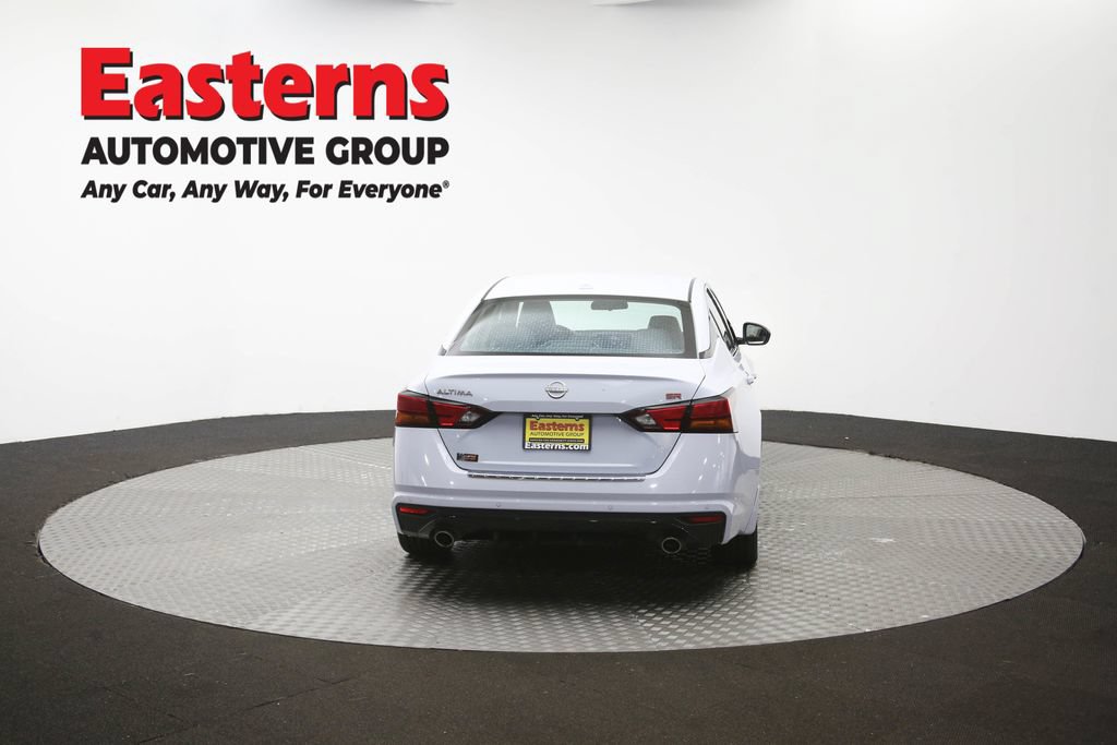 Used 2023 Nissan Altima 2.5 SR FWD image 41