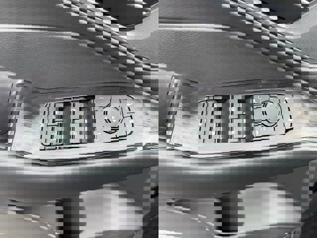 New 2026 Nissan Rogue S image 11