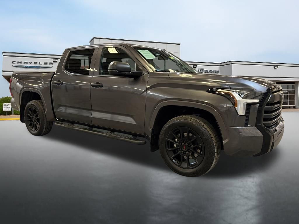 Used 2024 Toyota Tundra SR w/ SR Tow Package image 7