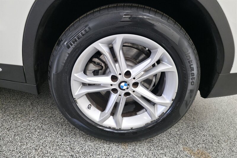 Used 2021 BMW X3 sDrive30i RWD image 17