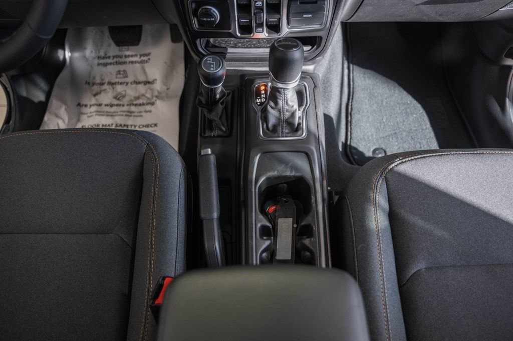 New 2026 Jeep Gladiator Sport image 29