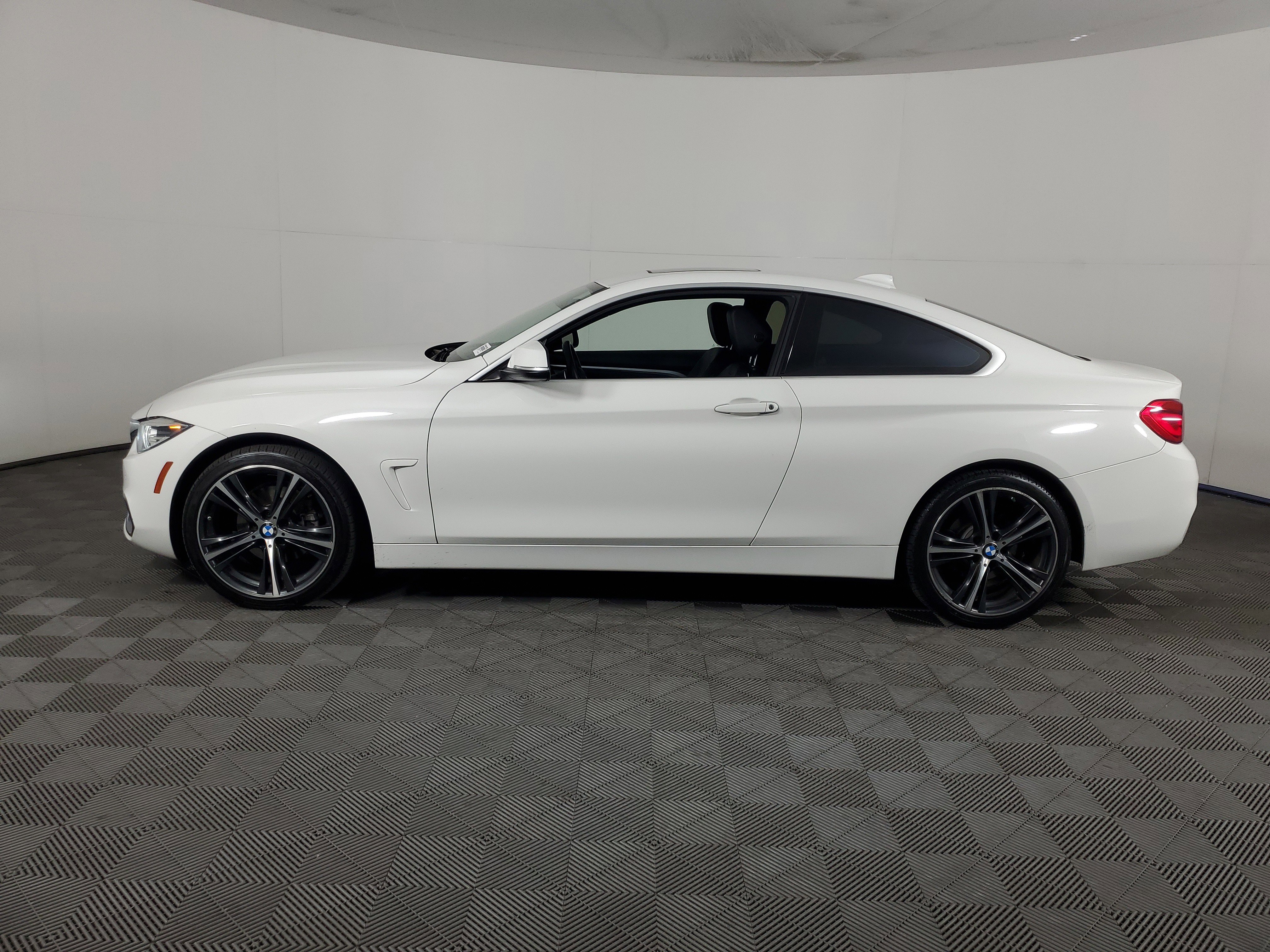 Used 2018 BMW 430i xDrive Coupe AWD/4WD image 7