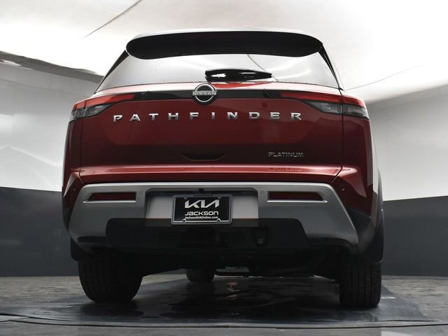 Used 2024 Nissan Pathfinder Platinum image 37