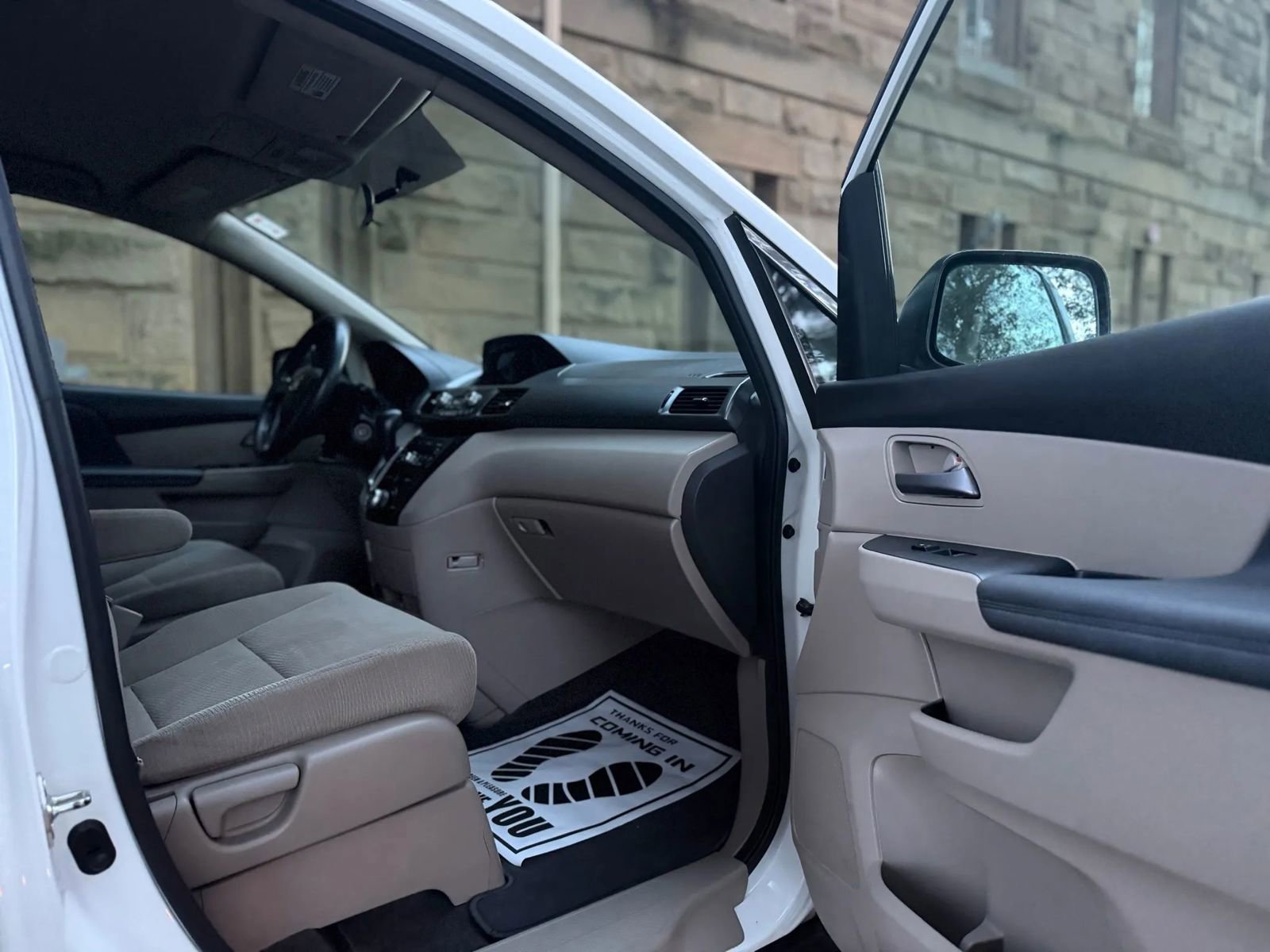 Used 2013 Honda Odyssey LX image 25