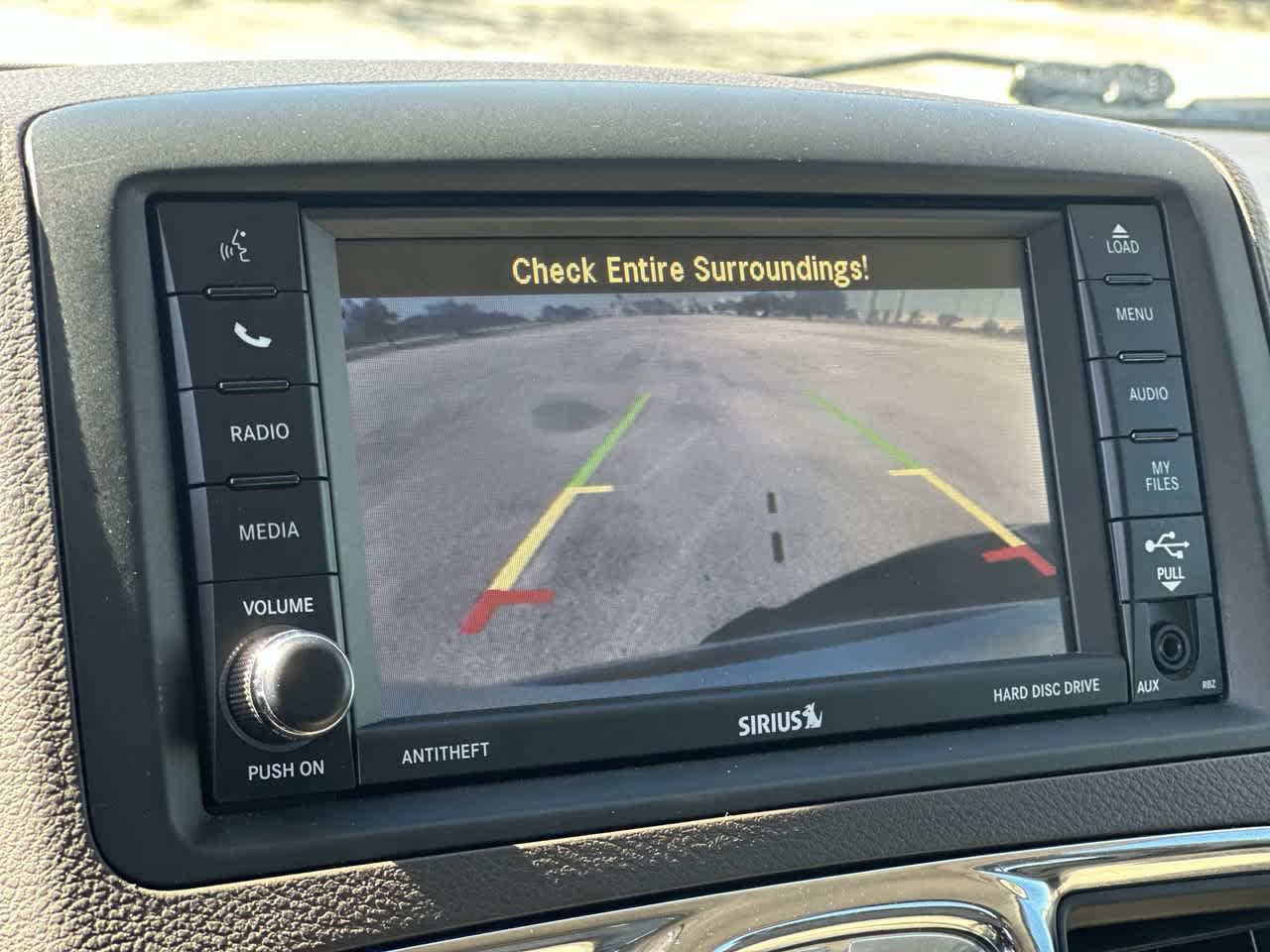 Used 2016 Chrysler Town & Country Touring FWD image 26