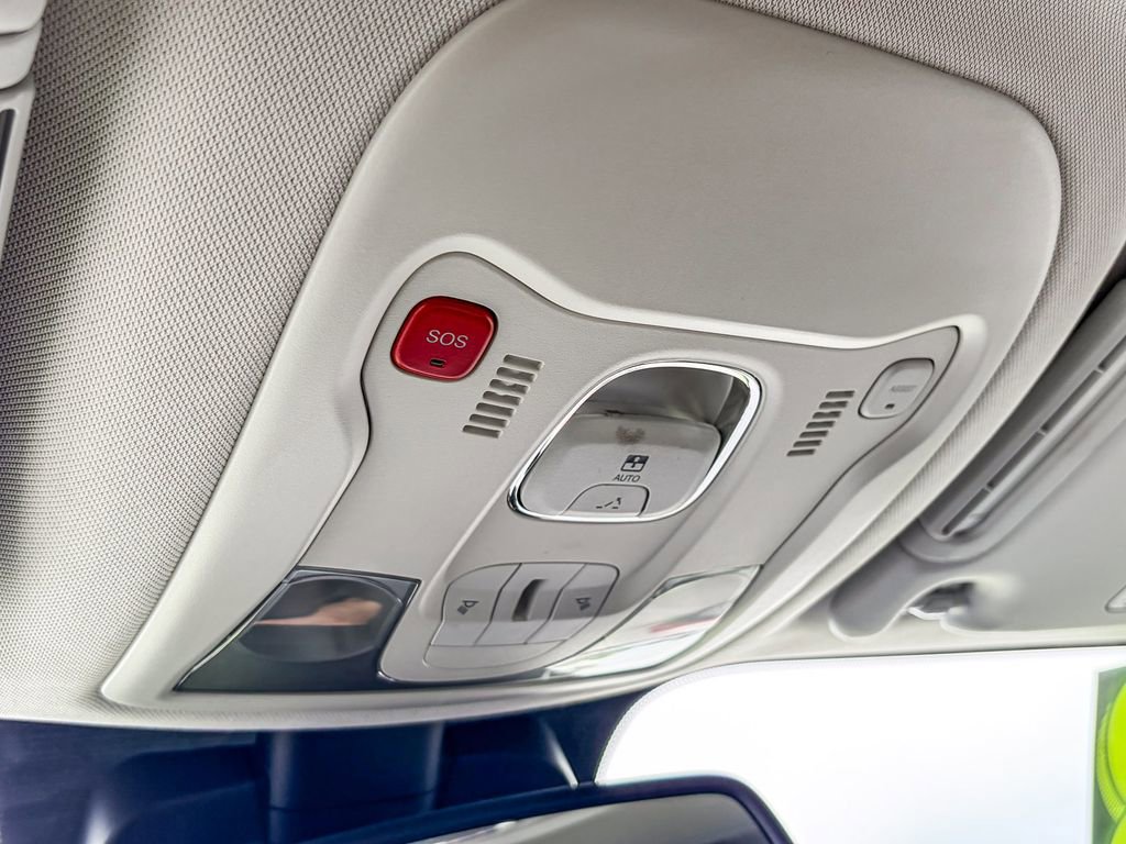 Used 2018 Jeep Renegade Trailhawk image 39