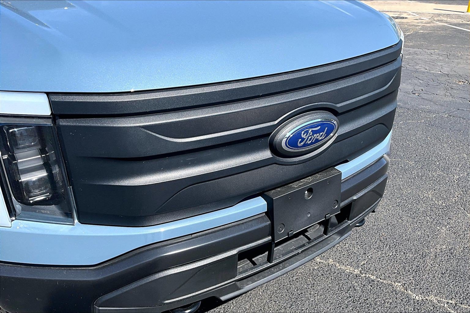 Used 2023 Ford F150 Lightning Pro AWD/4WD image 30