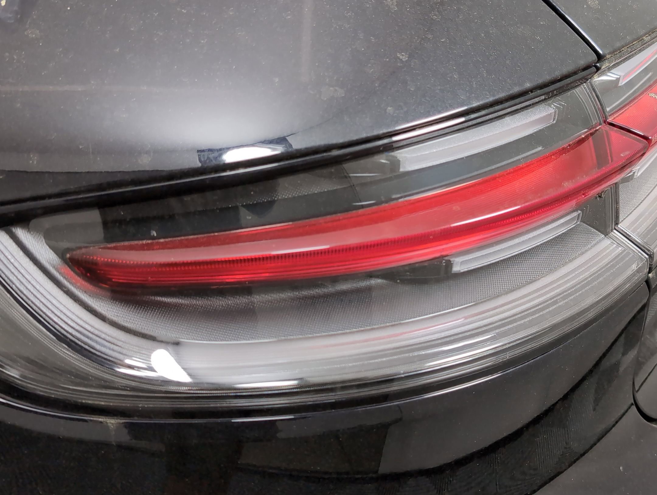 Certified 2025 Porsche Macan image 15