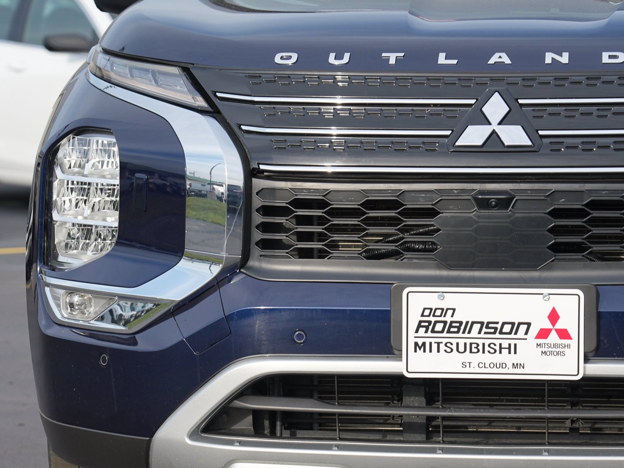 Used 2024 Mitsubishi Outlander SE AWD/4WD image 10