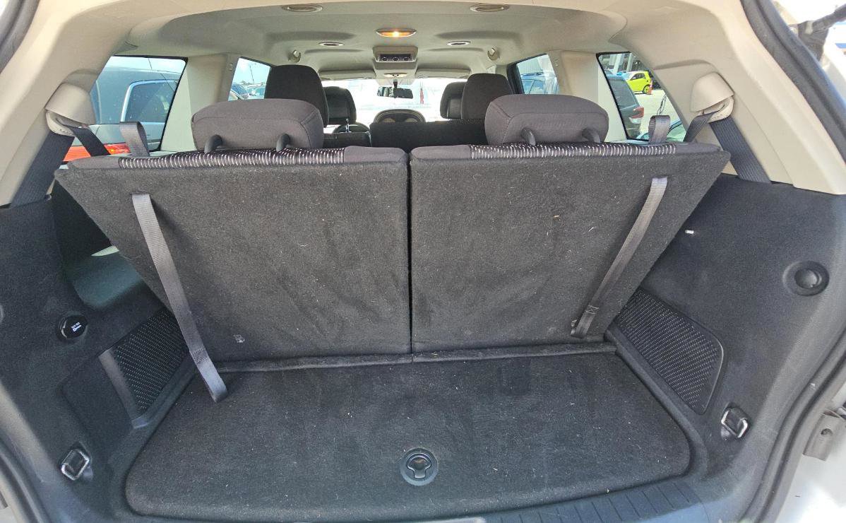 Used 2013 Dodge Journey American Value Package w/ Flexible Seating Group FWD image 14
