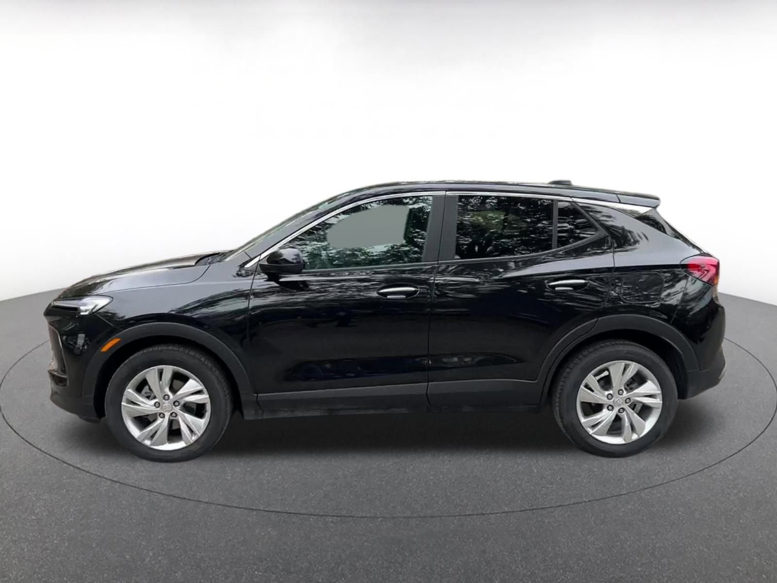 Used 2025 Buick Encore GX Preferred image 9