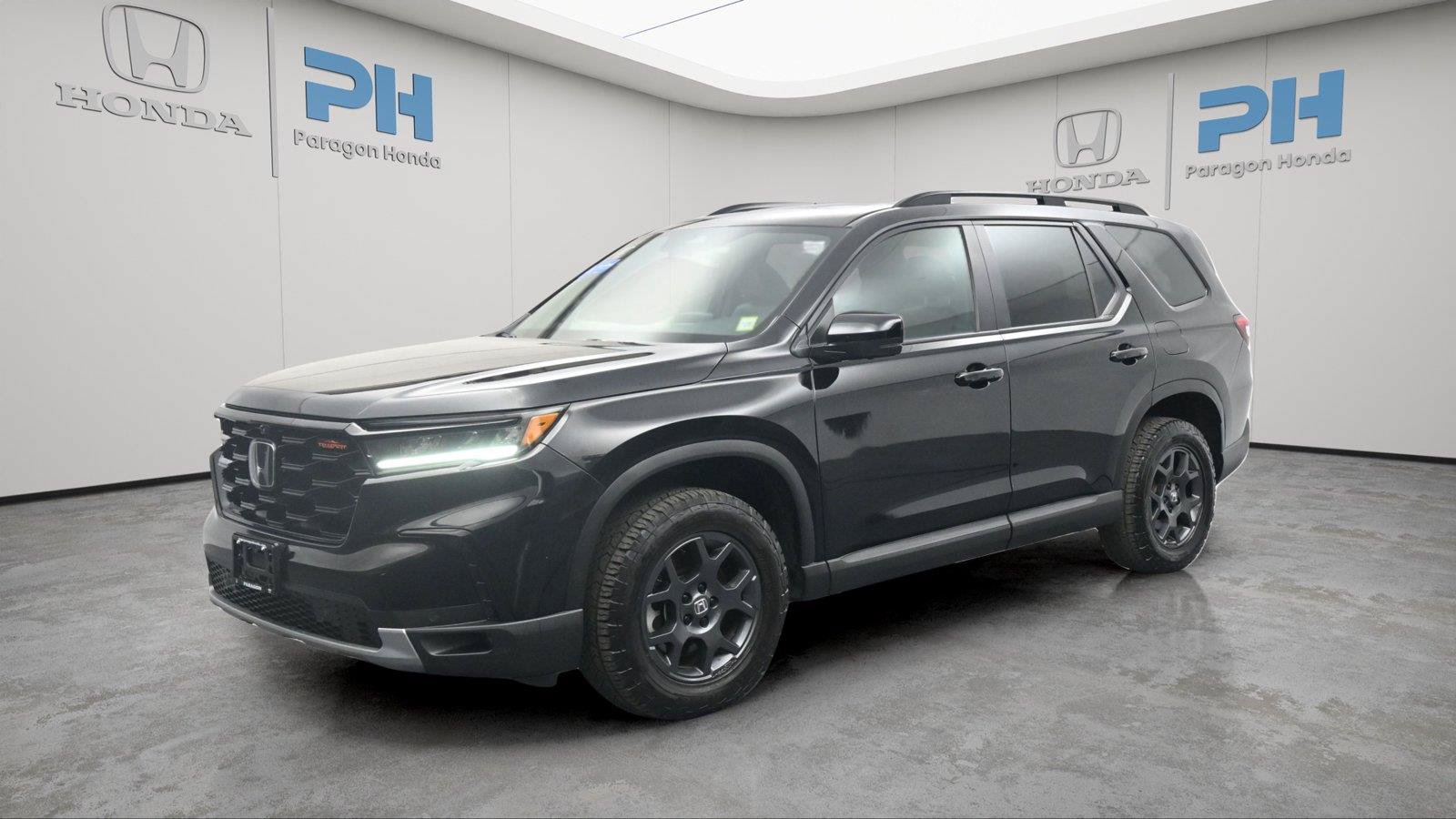 Certified 2025 Honda Pilot TrailSport